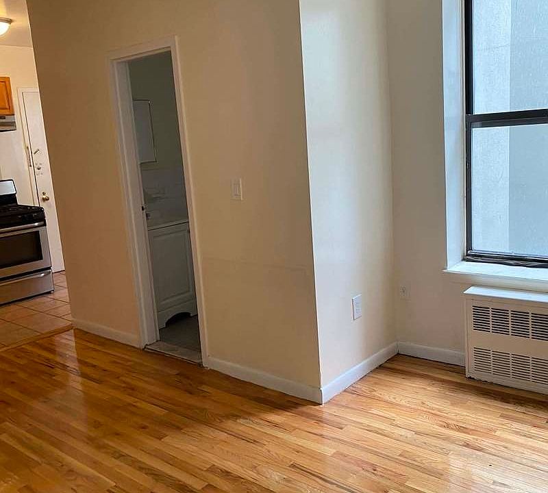 1st image of 455 E 116th St APT 11