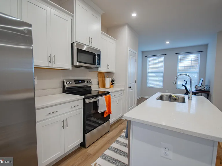 34 Coolidge Ave — Photo 12