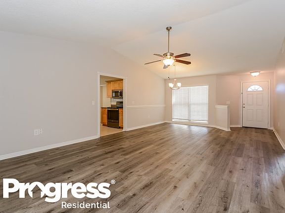 5th image of 1425 Thistledown Dr