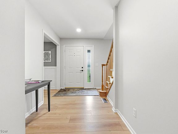 4th image of 2534 Maple View Ln