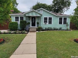 305 W Mariposa Dr, San Antonio, TX 78212