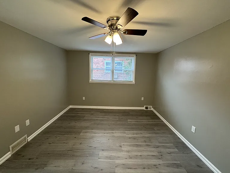 1134 E Mount Airy Ave #2 — Photo 13