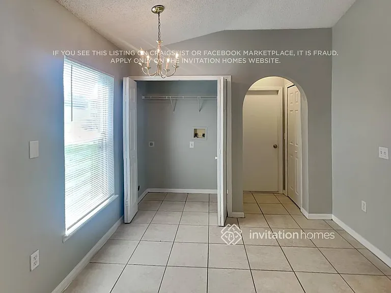 397 Regal Downs Cir — Photo 8