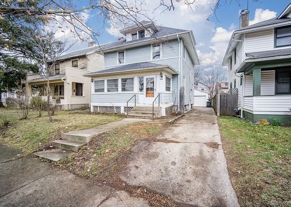 1st image of 228 Rockwood Ave