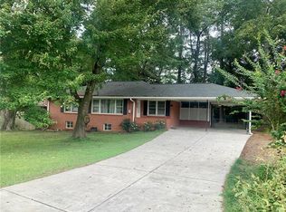 328 Robin Ln SE, Marietta, GA 30067