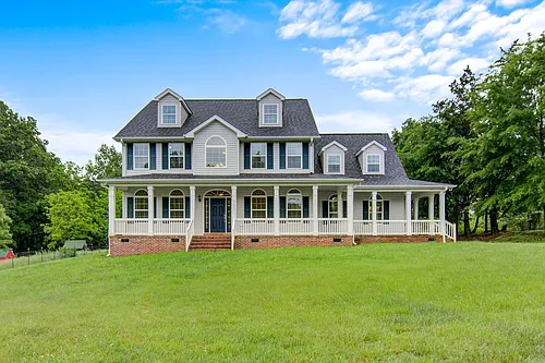 3177 Sandy Ford Rd Photo 1