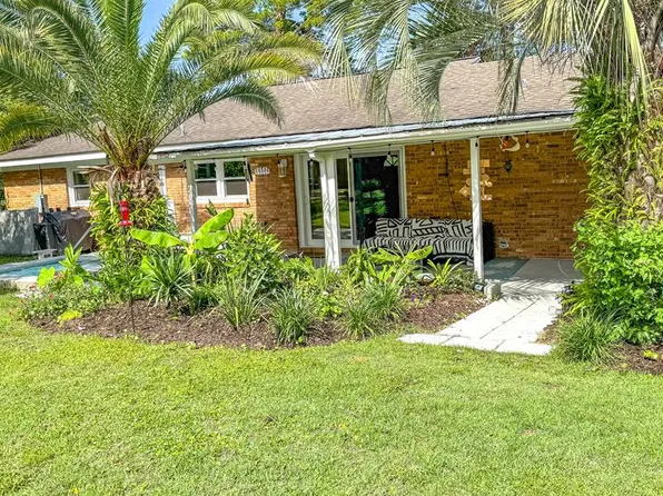 706 SE 7th St, Carrabelle, FL 32322