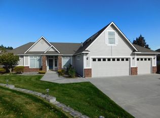 2758 Rue Ct, Richland, WA 99352
