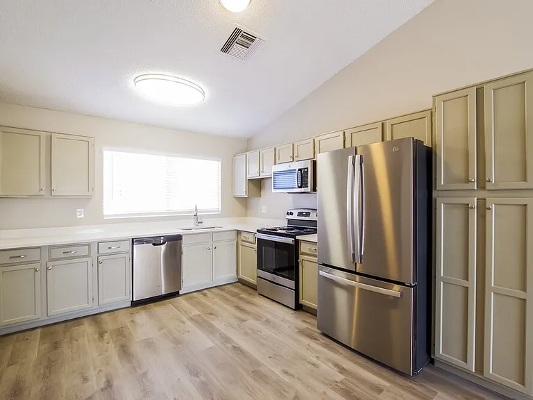 5222 W Aster Dr — Photo 6