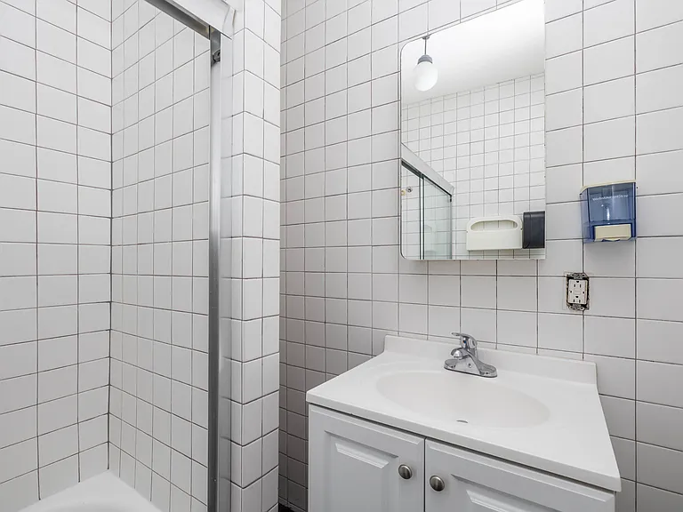 581 Ofarrell St #504 — Photo 4