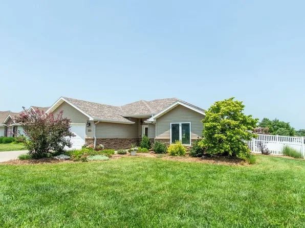 1223 Cypress Ct, Warrensburg, MO 64093