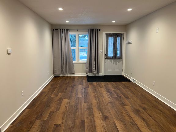 2nd image of 931 38th Ln #931