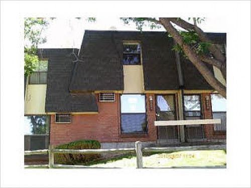 2nd image of 5831 S Pearl St