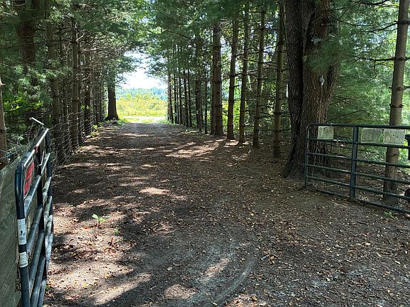 3rd image of 72670 County Road 376