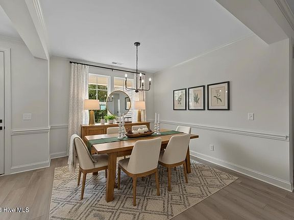 5th image of 95 Autumnwood Lane