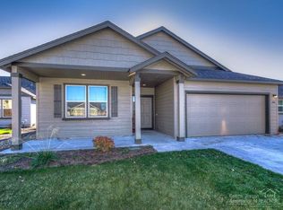 3126 SW Obsidian Ct, Redmond, OR 97756
