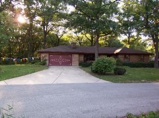 3700 Woodland Ln, Downers Grove, IL 60515