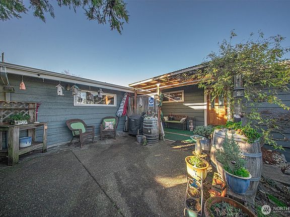 4th image of 6404 N Five Views Road