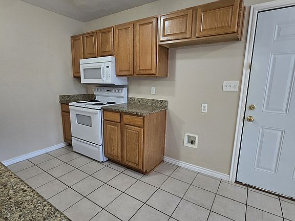 5th image of 2800 McDonald Rd