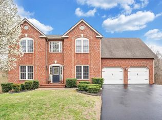 2921 Windrush Ln, Roanoke, VA