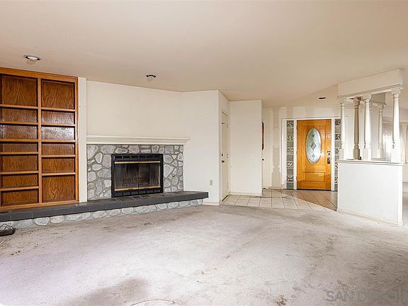 5th image of 1988 Warmlands Ave