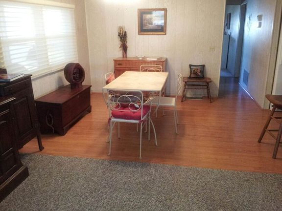 3rd image of 8425 Carrie Ln