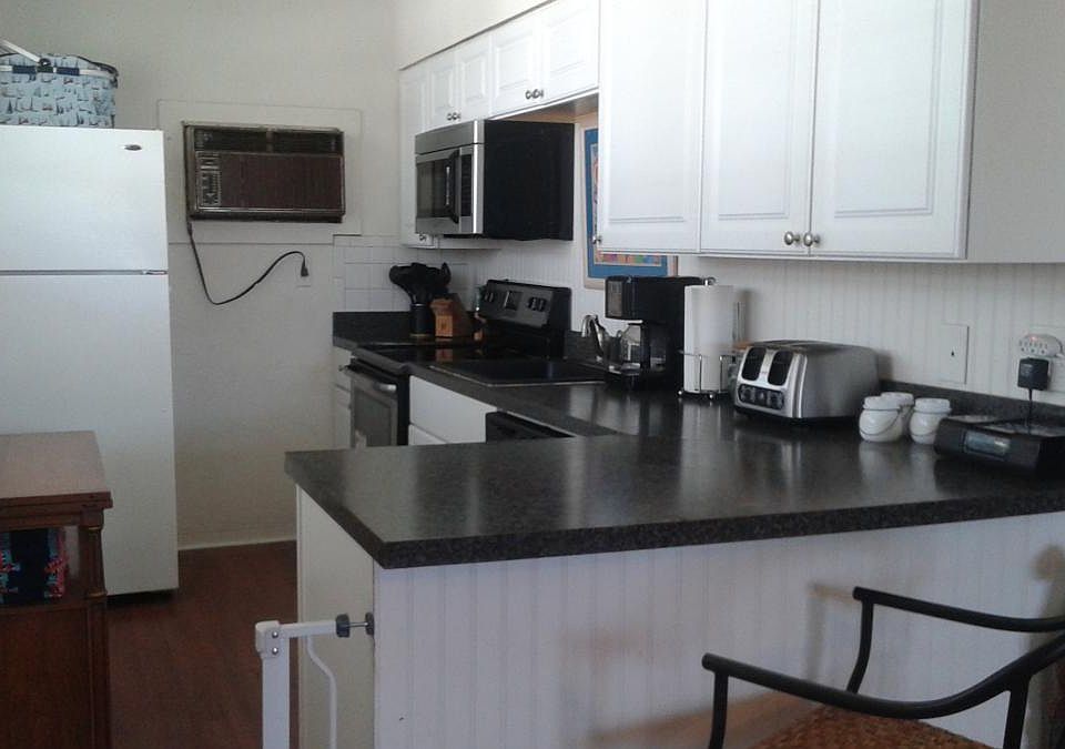 2nd image of 2031 Schulte Ave APT 1