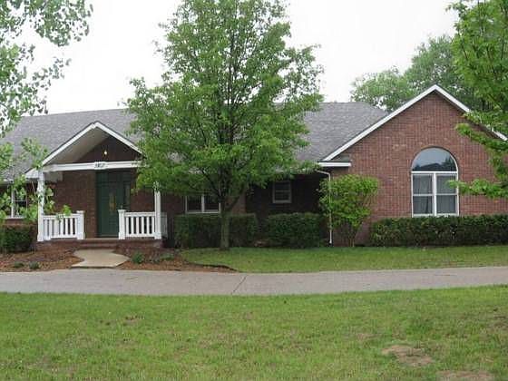 1st image of 3807 Spyglass Dr