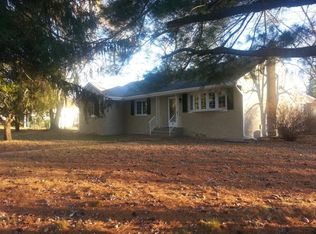 19 Hoffman Ave, Cherry Hill, NJ 08003