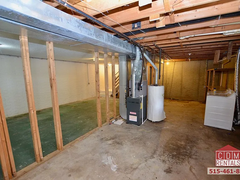 23 E Lally St — Photo 11
