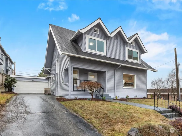 3004 W Marine View Drive, Everett, WA 98201