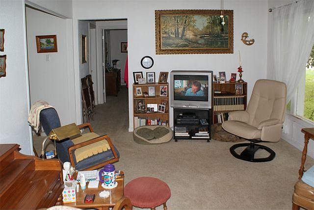 2nd image of 408 Lincoln St