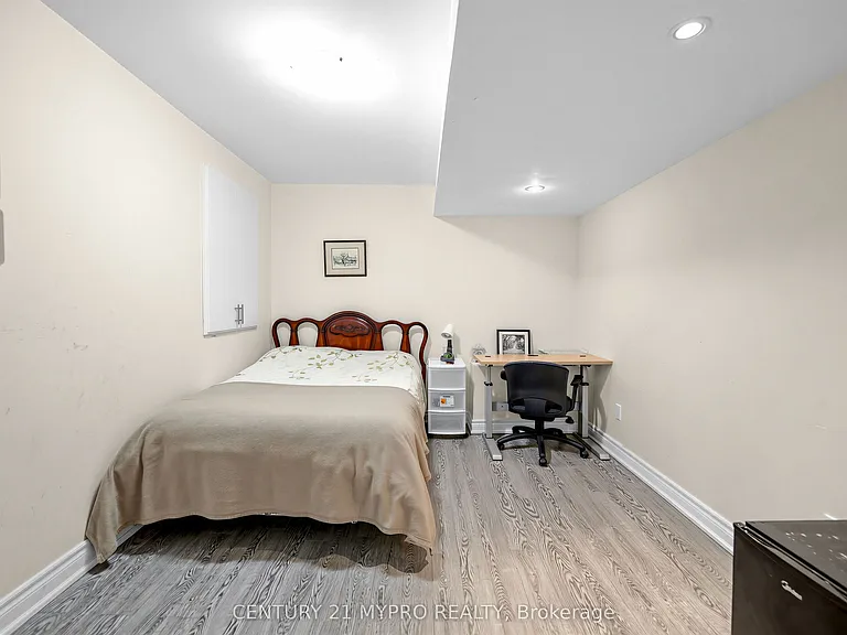 40 Wellspring Ave #BSMT — Photo 13