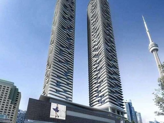 2nd image of 100 Harbour St #4610