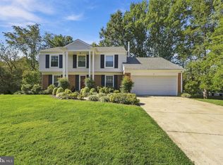 6 Wandering Trail Ct, Rockville, MD 20854