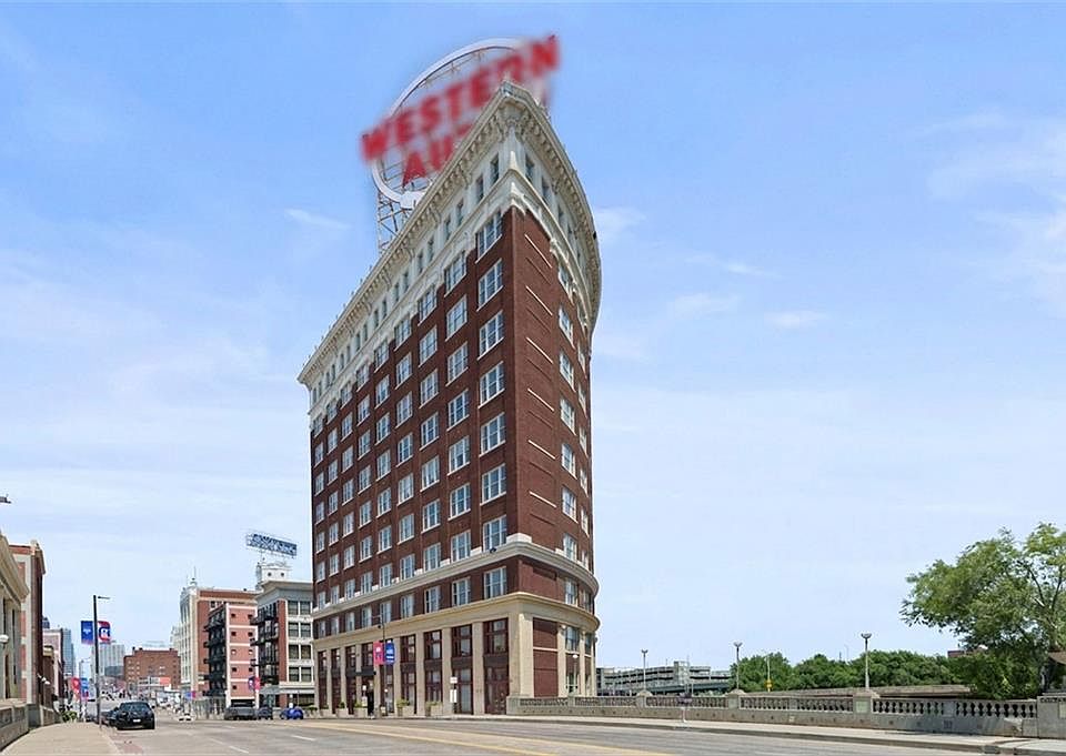 1st image of 2107 Grand 909 Blvd