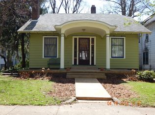 1032 W Fayette Ave, Springfield, IL 62704