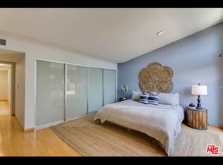 14926 Moorpark St APT 102, Sherman Oaks, CA 91403