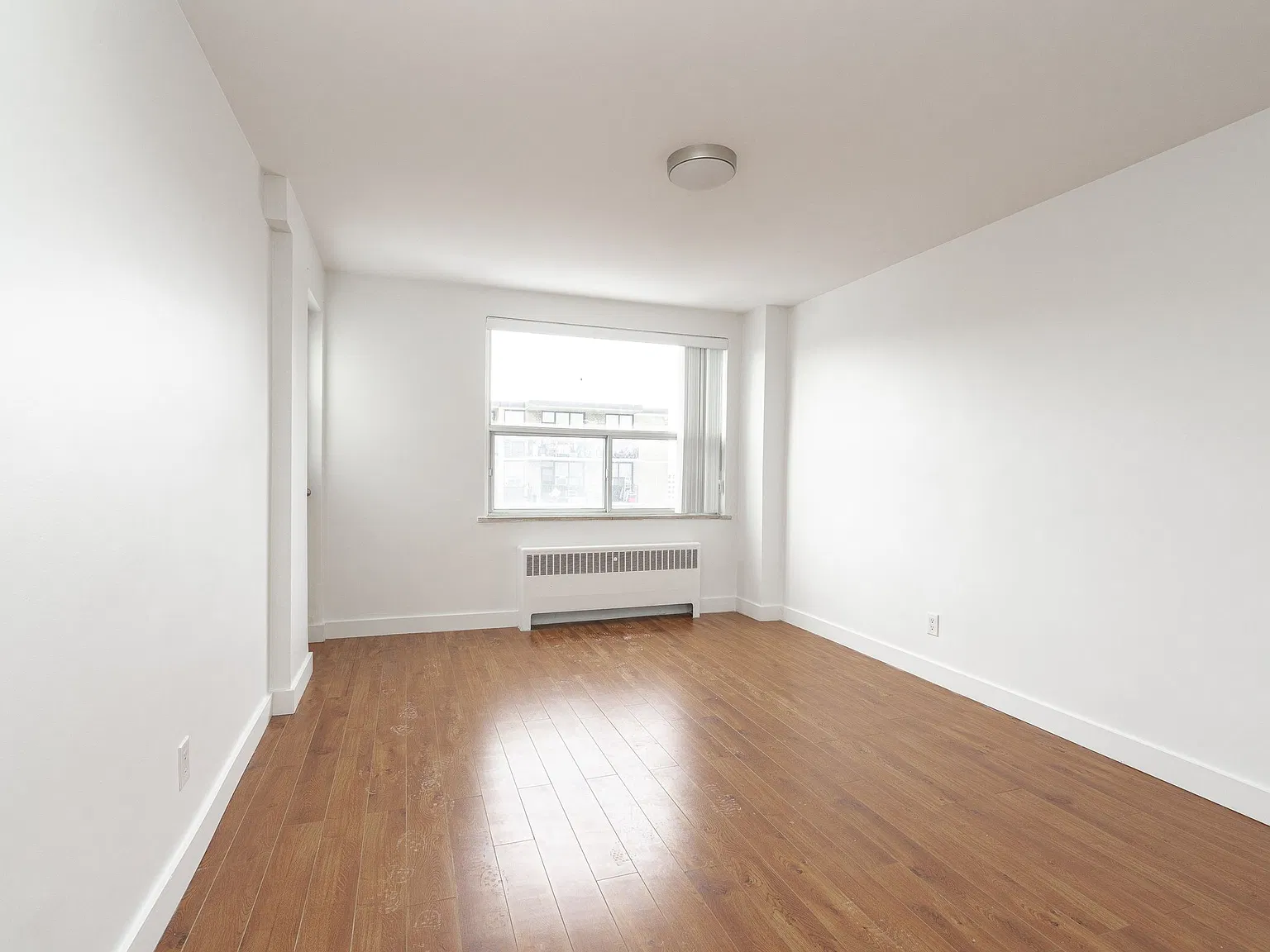 99 Tyndall Avenue — Photo 3