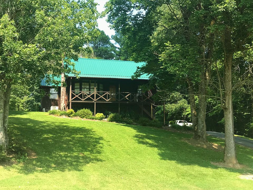 1st image of 225 Park Ln