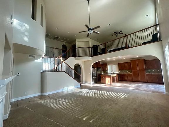 4th image of 3369 N Redda Rd