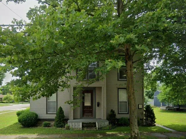 202 W Pottawatamie St, Tecumseh, MI 49286