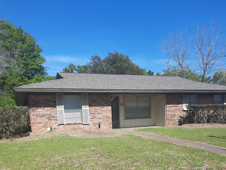 1st image of 100 Rosewood Dr