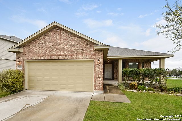 1st image of 10107 De La Garza