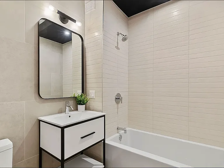 815 Flatbush Ave #711 — Photo 6