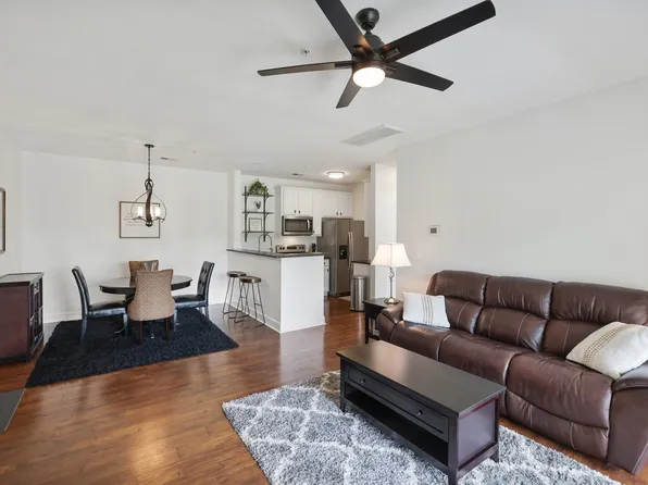 4720 Brighton Village Dr #A-8, Nashville, TN 37211