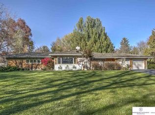 10010 Frederick St, Omaha, NE 68124