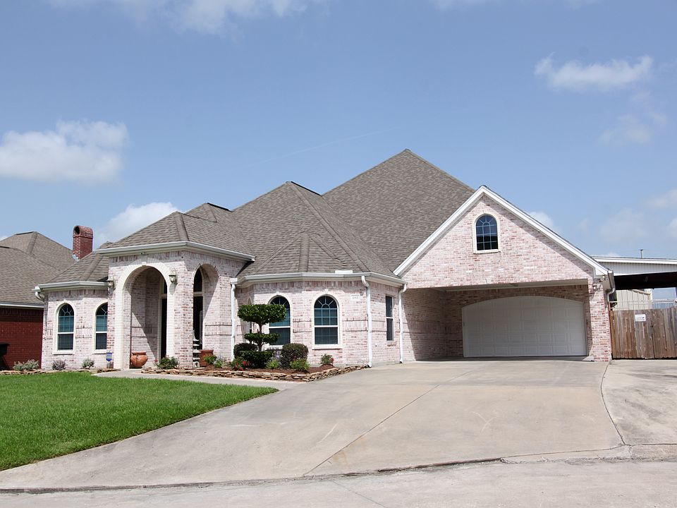 2nd image of 2312 Avenue N