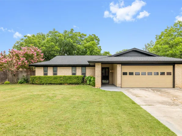 2507 16th St, Brownwood, TX 76801