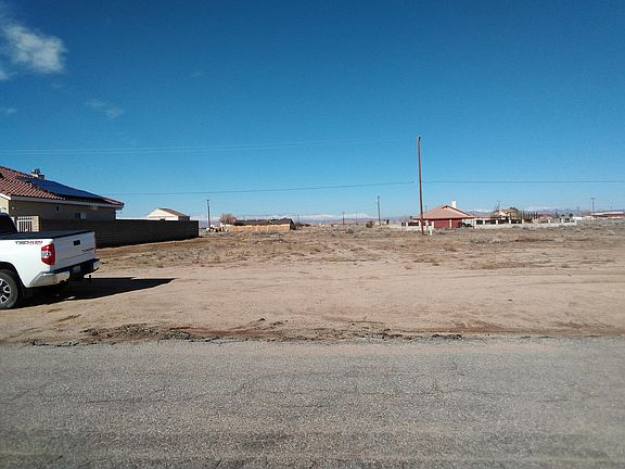 2nd image of Fuchsia Ave